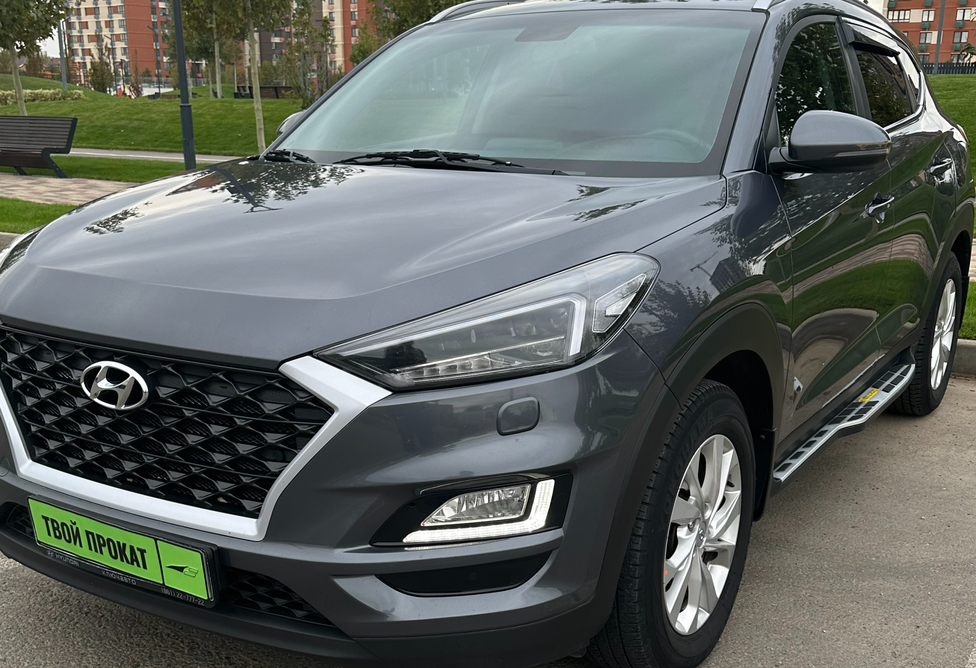 Аренда hyundai tucson комфорт класса 2018 года в городе Москва от 4792 руб./сутки, передний привод, двигатель: бензин, объем 2 литра, ОСАГО (Мультидрайв), без водителя, недорого, вид 5 - RentRide
