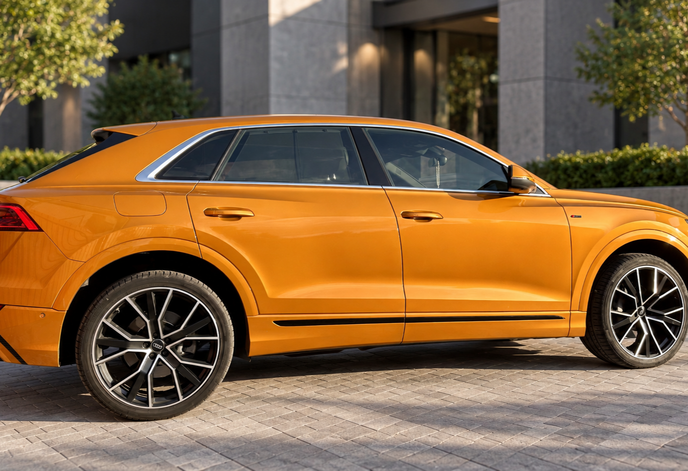 Аренда audi q8 премиум класса 2019 года в городе Москва Жулебино от 13600 руб./сутки, полный привод, двигатель: дизель, объем 3 литра, ОСАГО (Впишу в полис), без водителя, недорого, вид 6 - RentRide