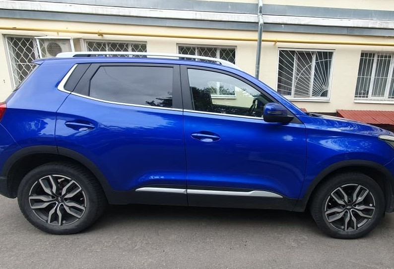 Аренда chery tiggo-4 комфорт класса 2022 года в городе Москва Улица 1905 года от 2520 руб./сутки, передний привод, двигатель: бензин, объем 1.5 литров, ОСАГО (Мультидрайв), без водителя, недорого, вид 3 - RentRide