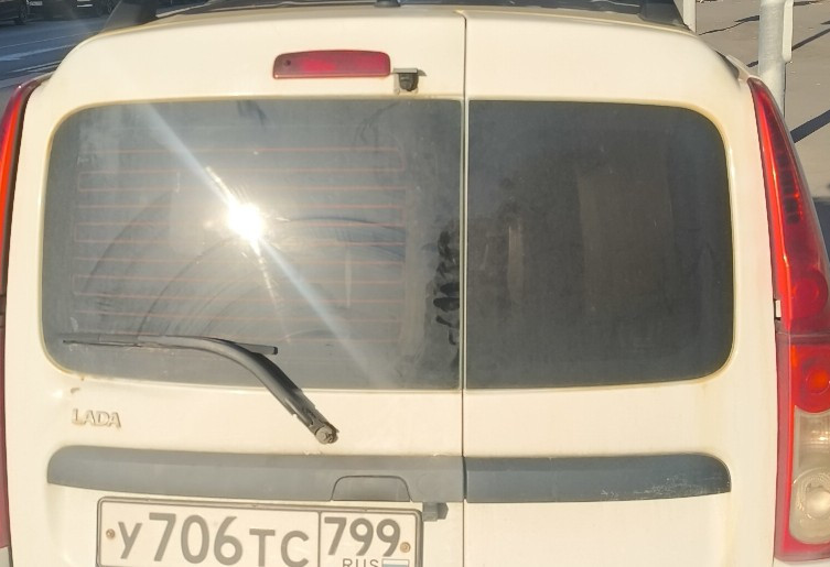 Аренда lada-vaz largus эконом класса 2014 года в городе Москва от 5360 руб./сутки, передний привод, двигатель: газ, объем 1.6 литров, ОСАГО (Мультидрайв), без водителя, недорого, вид 12 - RentRide