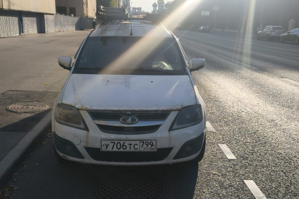 Прокат авто lada-vaz largus эконом класса 2014 года в городе Красногорск от 5360 руб./сутки, передний привод, двигатель: газ, объем 1.6 литров, ОСАГО (Мультидрайв), без водителя, недорого - RentRide