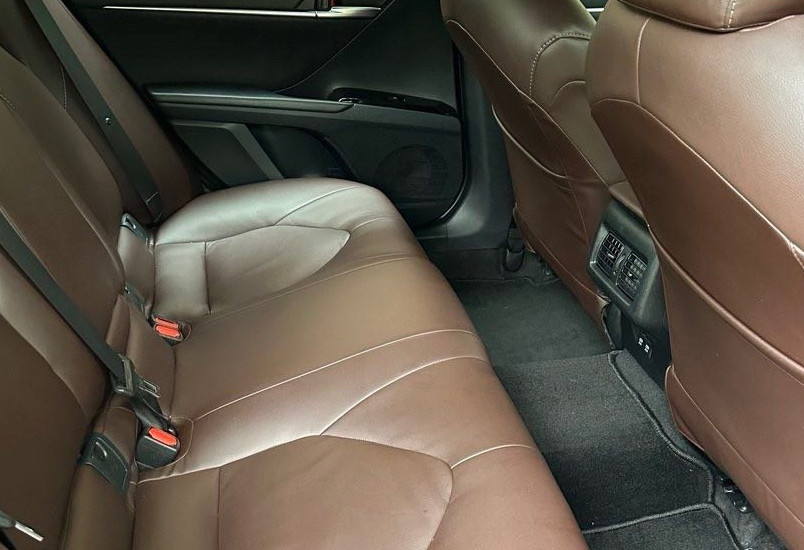 Аренда toyota camry комфорт класса 2019 года в городе Москва Нагорная от 4720 руб./сутки, передний привод, двигатель: бензин, объем 2.5 литров, ОСАГО (Впишу в полис), без водителя, недорого, вид 7 - RentRide
