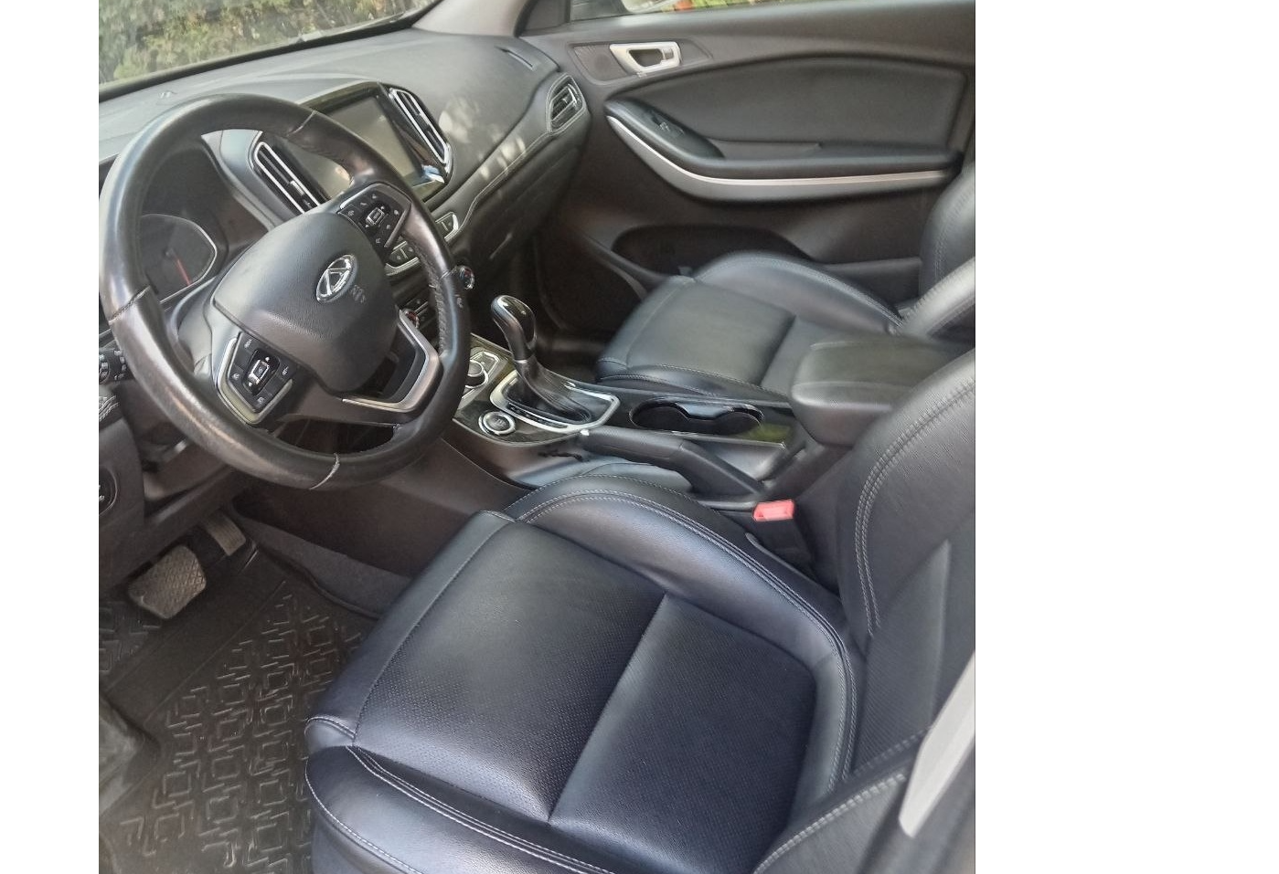 Аренда chery tiggo-7 эконом класса 2019 года в городе Москва Ольховая от 1760 руб./сутки, передний привод, двигатель: бензин, объем 2 литра, ОСАГО (Впишу в полис), без водителя, недорого, вид 8 - RentRide