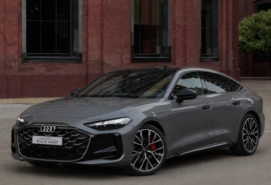 Аренда audi a5 премиум класса 2026 года в городе Москва Нахимовский проспект от 14400 руб./сутки, полный привод, двигатель: бензин, объем 2 литра, ОСАГО (Мультидрайв), без водителя, недорого - RentRide