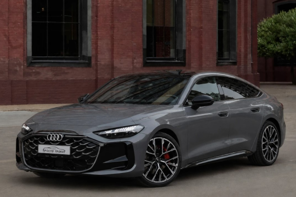 Прокат авто audi a5 премиум класса 2026 года в городе Москва Нахимовский проспект от 14400 руб./сутки, полный привод, двигатель: бензин, объем 2 литра, ОСАГО (Мультидрайв), без водителя, недорого - RentRide