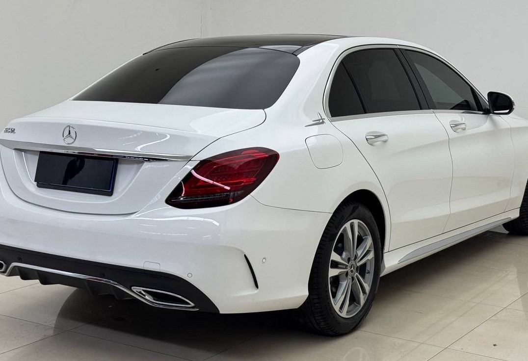 Аренда mercedes-benz c-klass бизнес класса 2021 года в городе Москва Электрозаводская от 7920 руб./сутки, задний привод, двигатель: бензин, объем 1.5 литров, ОСАГО (Впишу в полис), без водителя, недорого, вид 2 - RentRide