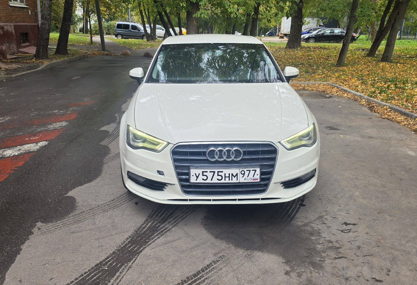 Аренда audi a3 комфорт класса 2014 года в городе Москва Нагорная от 3600 руб./сутки, передний привод, двигатель: бензин, объем 1.4 литра, ОСАГО (Впишу в полис), без водителя, недорого, вид 3 - RentRide