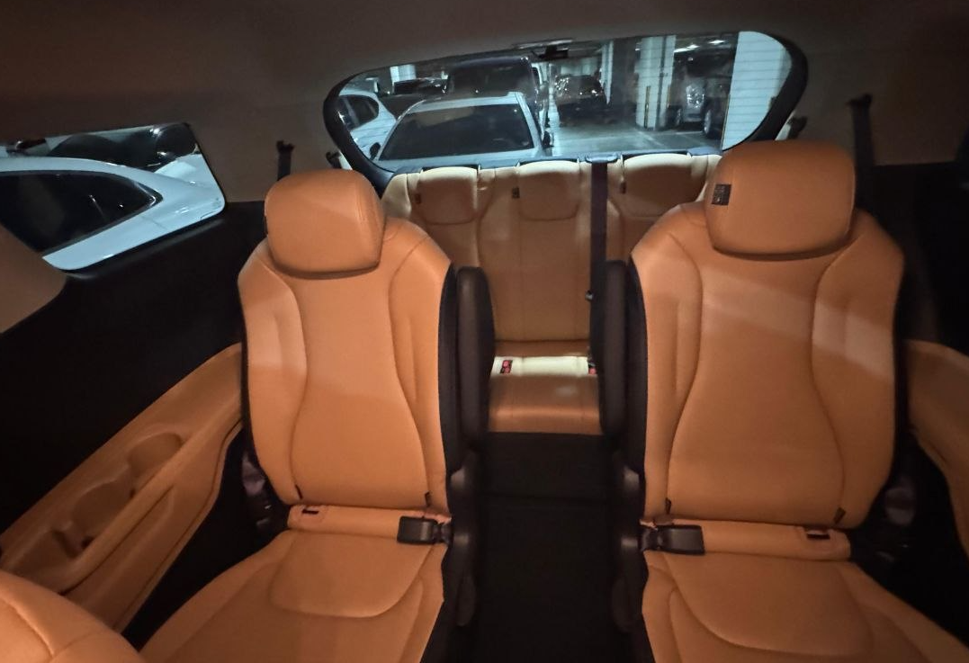 Аренда kia carnival 2021 года в городе Москва Строгино от 8000 руб./сутки, передний привод, двигатель: дизель, объем 2.2 литра, каско (Мультидрайв), ОСАГО (Мультидрайв), без водителя, недорого, вид 7 - RentRide