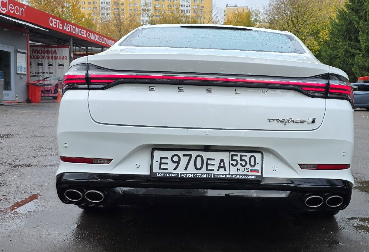 Аренда geely preface комфорт класса 2024 года в городе Москва от 4000 руб./сутки, задний привод, двигатель: бензин, объем 2 литра, ОСАГО (Мультидрайв), без водителя, недорого, вид 5 - RentRide