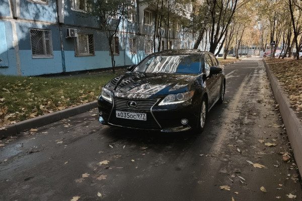 Прокат авто lexus es бизнес класса 2014 года в городе Москва Царицыно от 6400 руб./сутки, передний привод, двигатель: бензин, объем 2.5 литров, ОСАГО (Впишу в полис), без водителя, недорого - RentRide