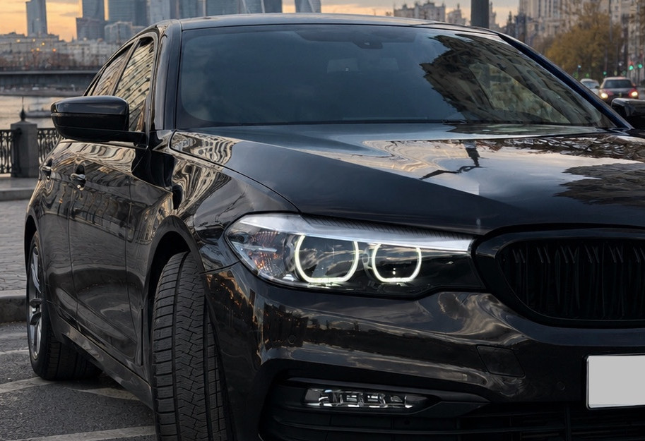 Аренда bmw 5-serii бизнес класса 2017 года в городе Москва Народное Ополчение от 6560 руб./сутки, задний привод, двигатель: дизель, объем 2 литра, каско (Мультидрайв), ОСАГО (Мультидрайв), без водителя, недорого, вид 5 - RentRide
