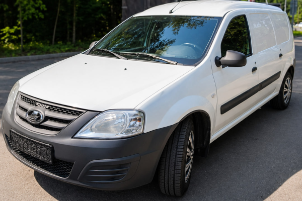 Прокат авто lada-vaz largus эконом класса 2018 года в городе Королев от 2000 руб./сутки, передний привод, двигатель: бензин, объем 1.6 литров, ОСАГО (Впишу в полис), без водителя, недорого - RentRide