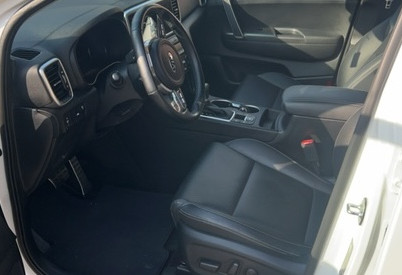 Аренда kia sportage комфорт класса 2022 года в городе Москва Нагорная от 6800 руб./сутки, передний привод, двигатель: дизель, объем 1.5 литров, ОСАГО (Впишу в полис), без водителя, недорого, вид 9 - RentRide