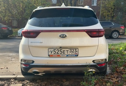 Аренда kia sportage комфорт класса 2022 года в городе Москва Нагорная от 6800 руб./сутки, передний привод, двигатель: дизель, объем 1.5 литров, ОСАГО (Впишу в полис), без водителя, недорого, вид 6 - RentRide