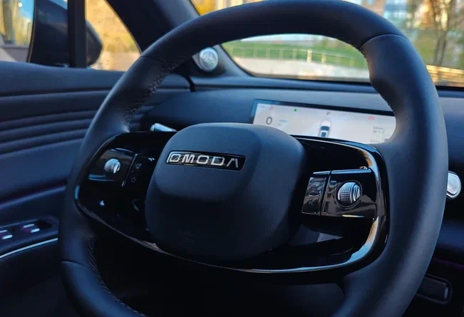 Аренда omoda s7 комфорт класса 2026 года в городе Москва Новые Черемушки от 4560 руб./сутки, передний привод, двигатель: бензин, объем 1.6 литров, каско (Мультидрайв), ОСАГО (Мультидрайв), без водителя, недорого, вид 11 - RentRide