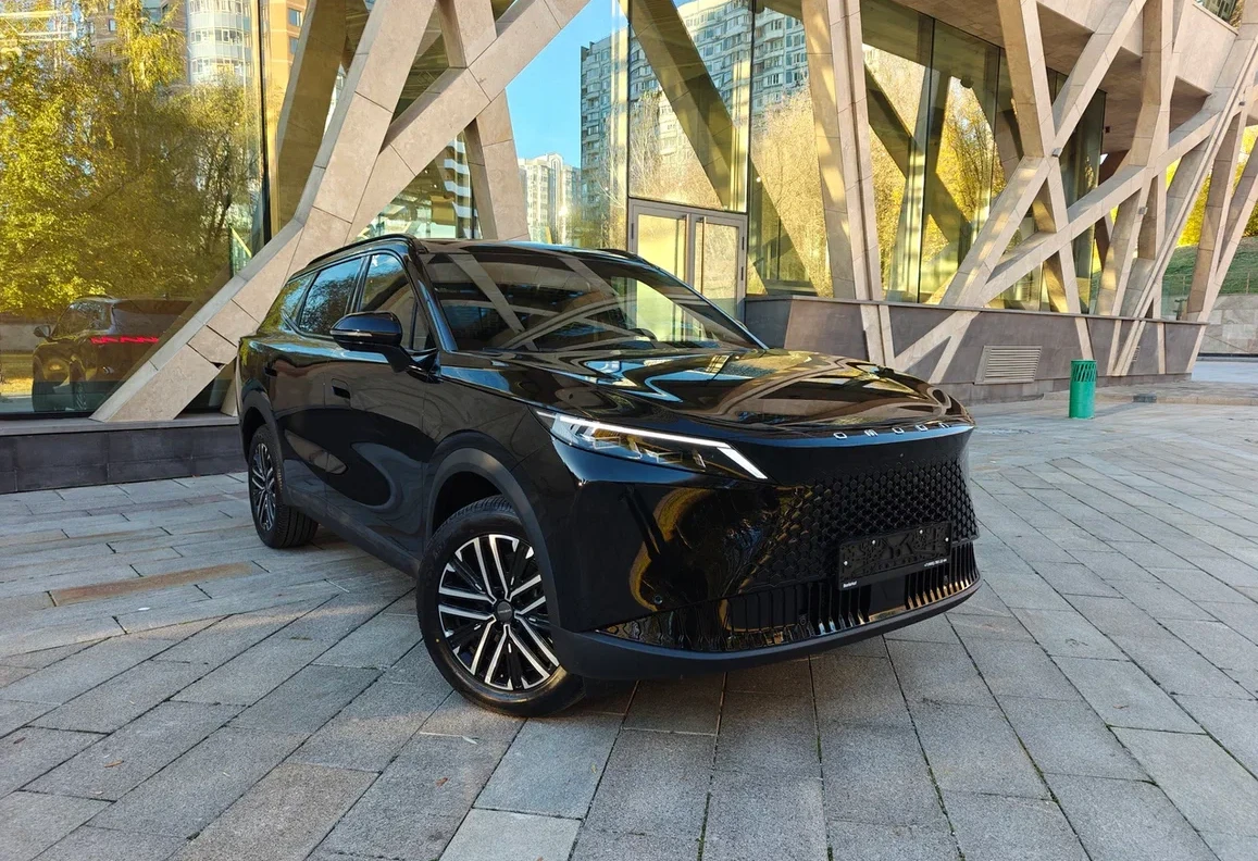 Аренда omoda s7 комфорт класса 2026 года в городе Москва Новые Черемушки от 4560 руб./сутки, передний привод, двигатель: бензин, объем 1.6 литров, каско (Мультидрайв), ОСАГО (Мультидрайв), без водителя, недорого - RentRide