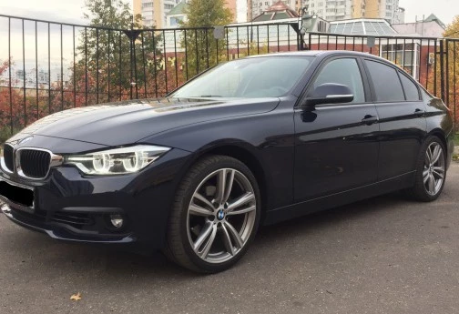 Аренда bmw 3-serii стандарт класса 2017 года в городе Москва Проспект Вернадского от 4800 руб./сутки, задний привод, двигатель: бензин, объем 1.5 литров, каско (Мультидрайв), ОСАГО (Мультидрайв), без водителя, недорого - RentRide