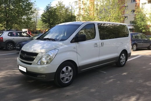 Прокат авто hyundai h1 2010 года в городе Москва Аннино от 5500 руб./сутки, задний привод, двигатель: дизель, каско (Впишу в полис), ОСАГО (Впишу в полис), без водителя, недорого - RentRide