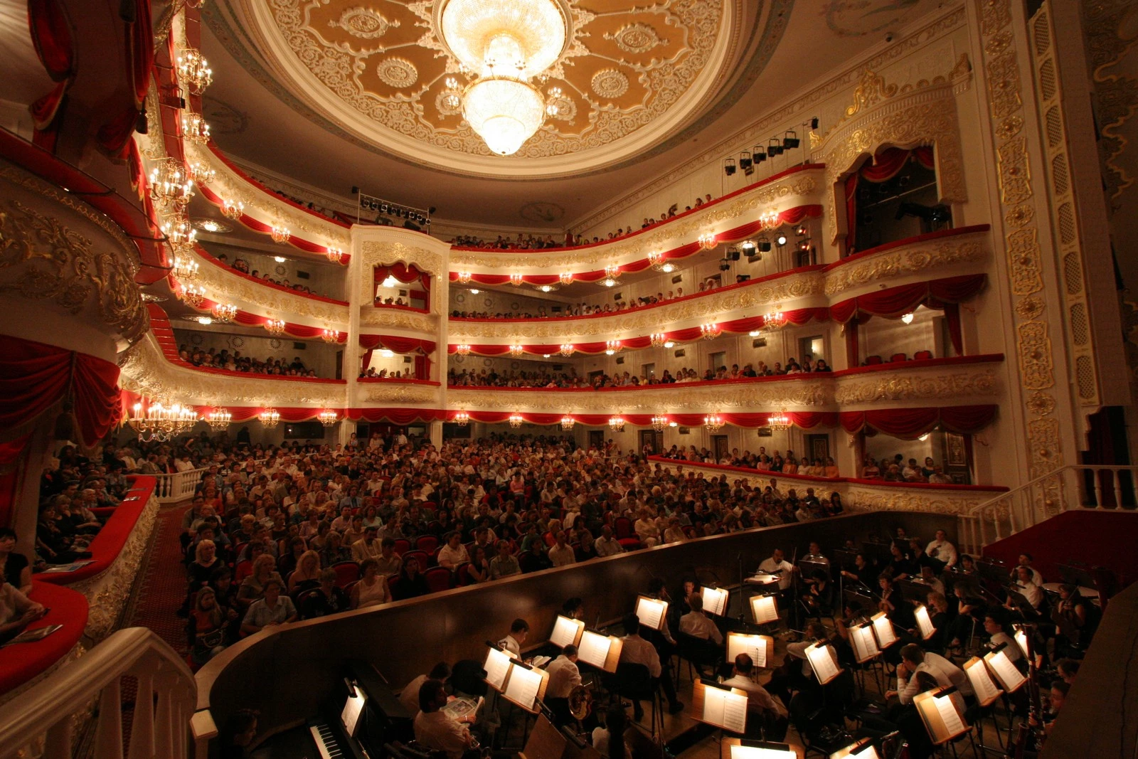 Театры оперы и балета в Казани